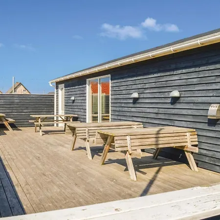 4 Star In Thyborøn